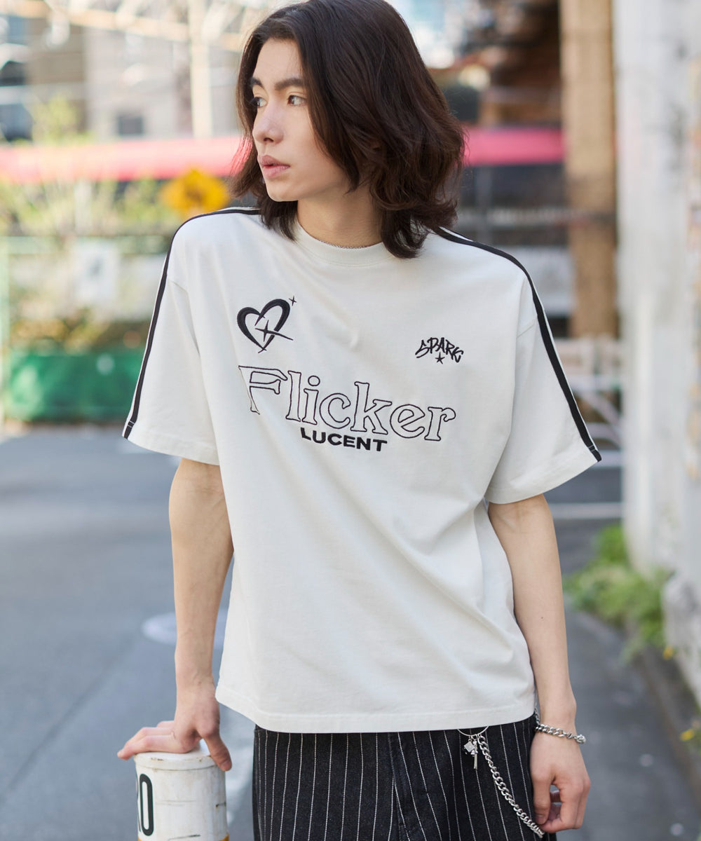 オフホワイト モデル：182cm L着用