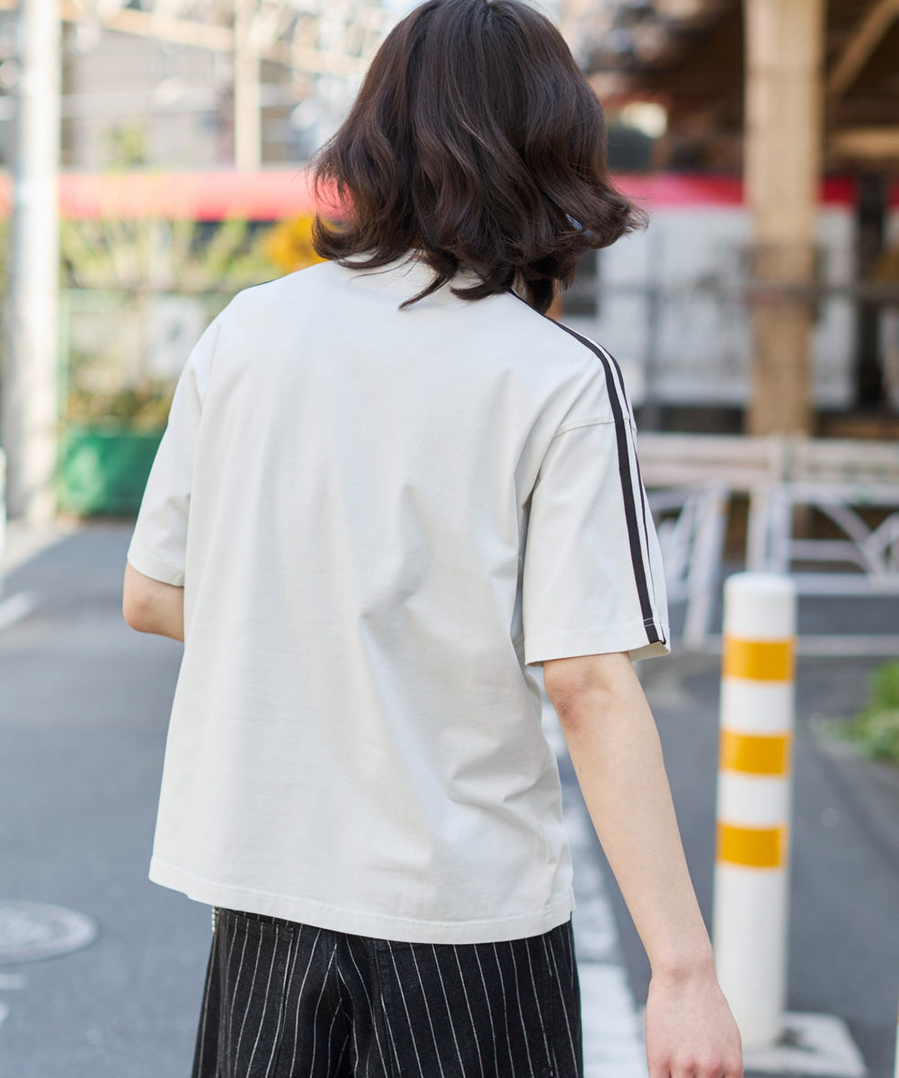 オフホワイト モデル：182cm L着用