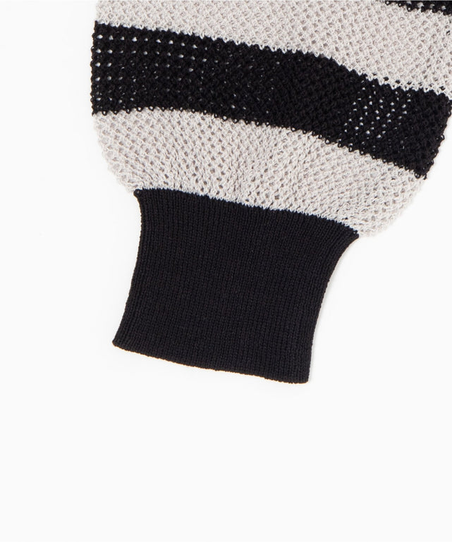 刺繍ロゴワンショルメッシュニット