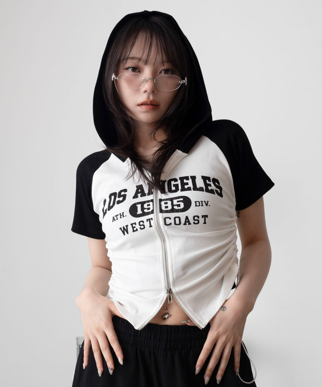 ブラック　モデル：159cm F着用