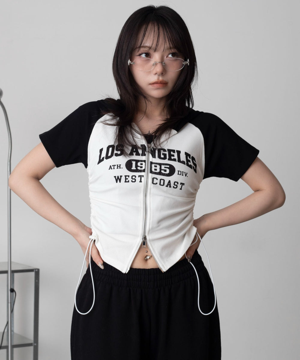 ブラック　モデル：159cm F着用