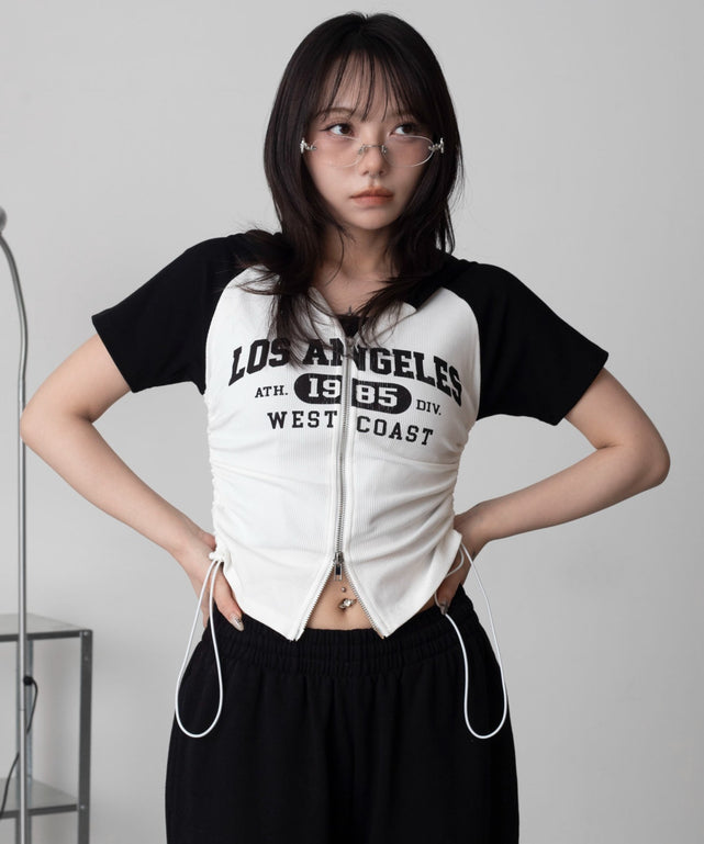 ブラック　モデル：159cm F着用