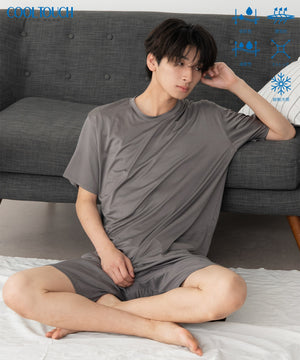 Dグレー モデル：180cm L着用