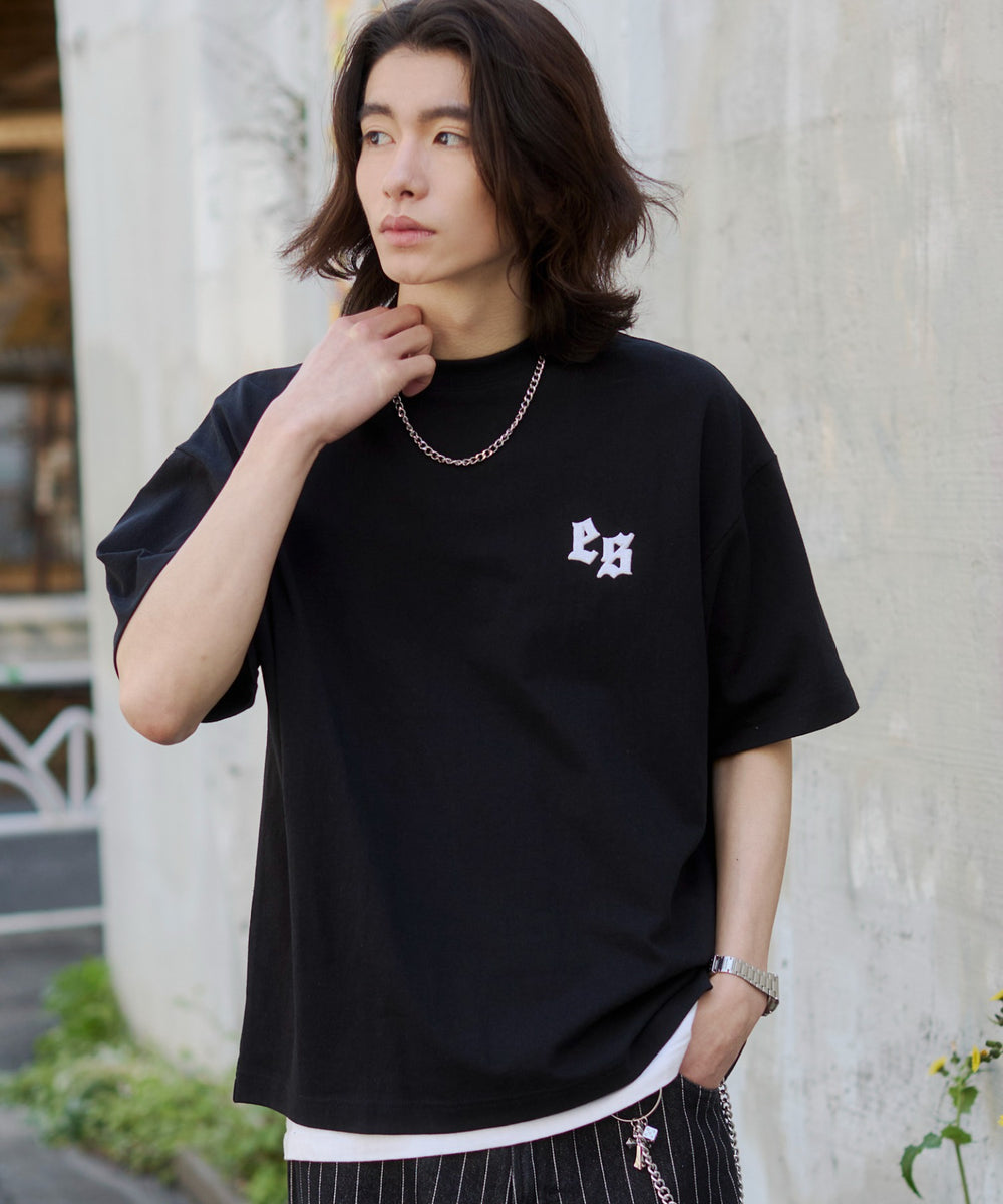 ブラック モデル：182cm L着用