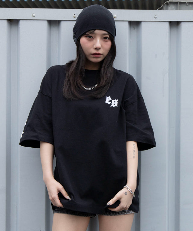 ブラック　モデル：159cm L着用