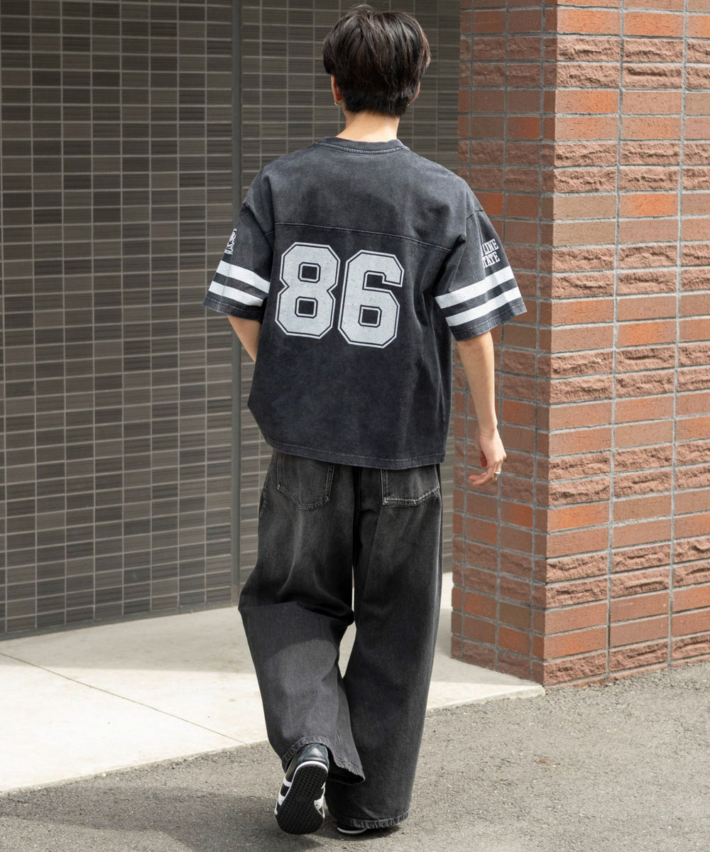 ブラック モデル：180cm L着用