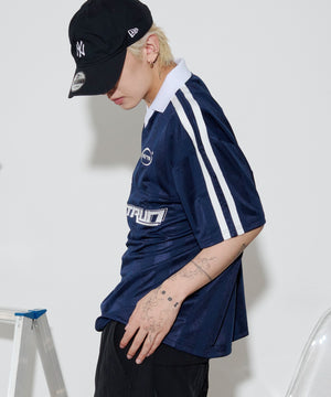ネイビー モデル：175cm L着用