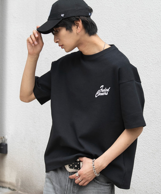 ブラック モデル：180cm L着用