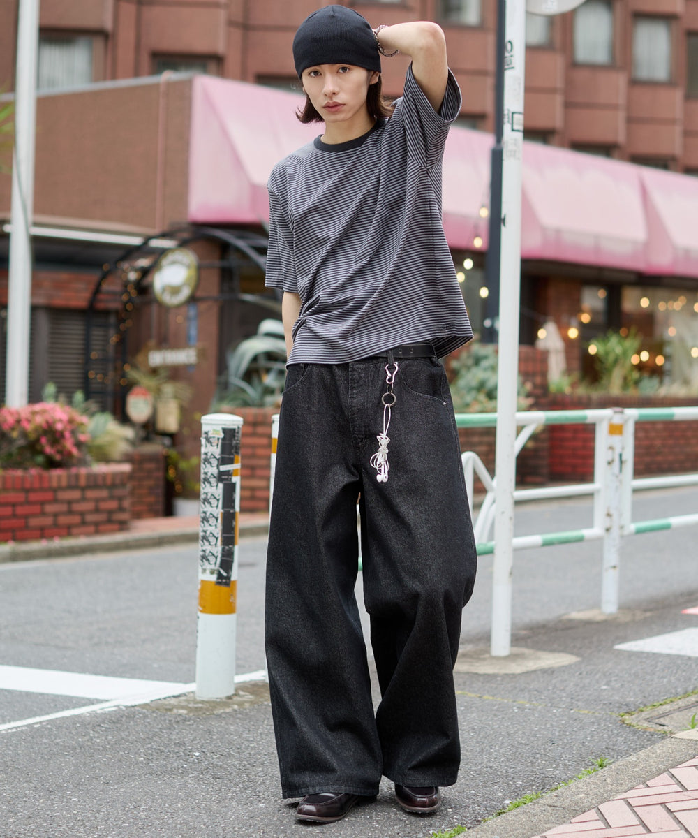 ブラックボーダー モデル：182cm L着用