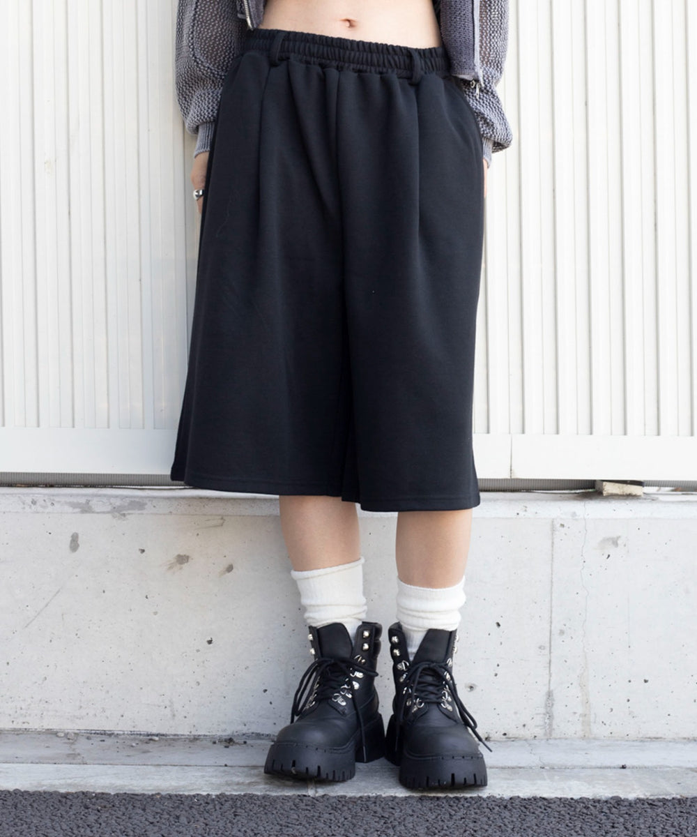 ブラック　モデル：166cm F着用