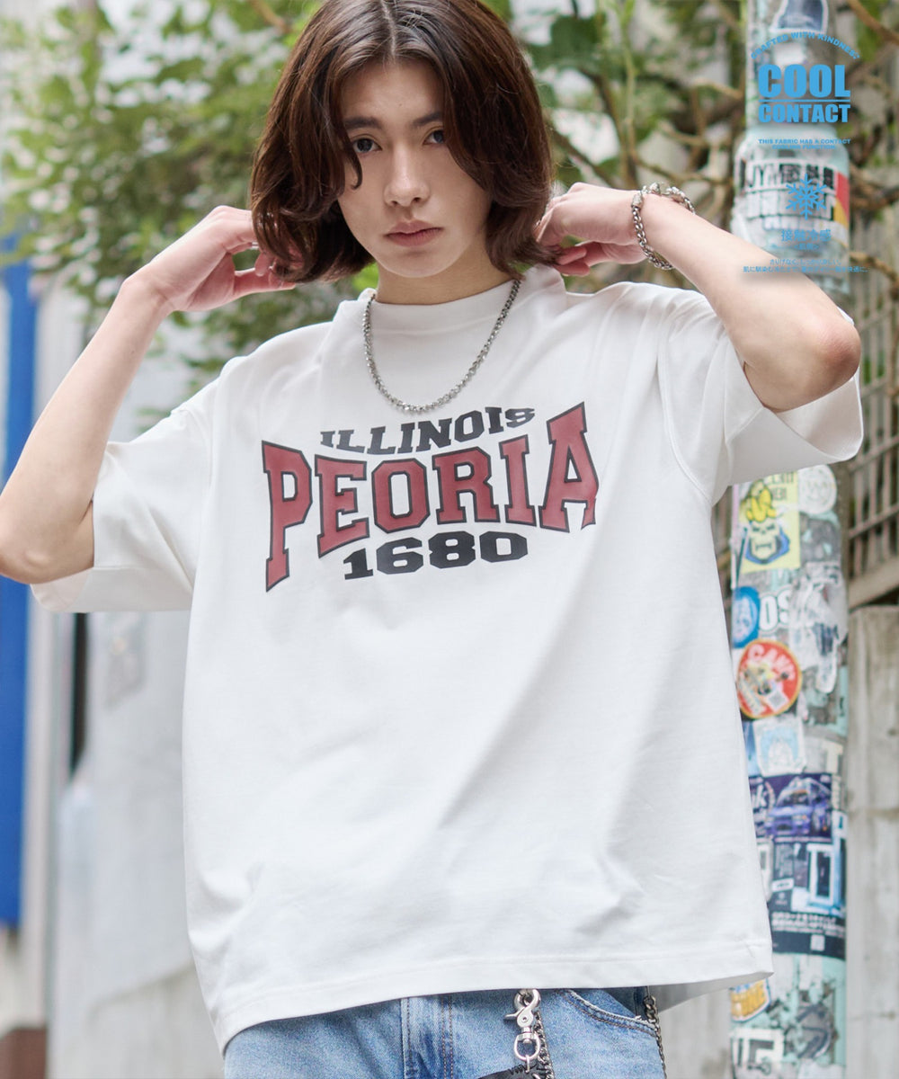 ホワイト モデル：182cm L着用
