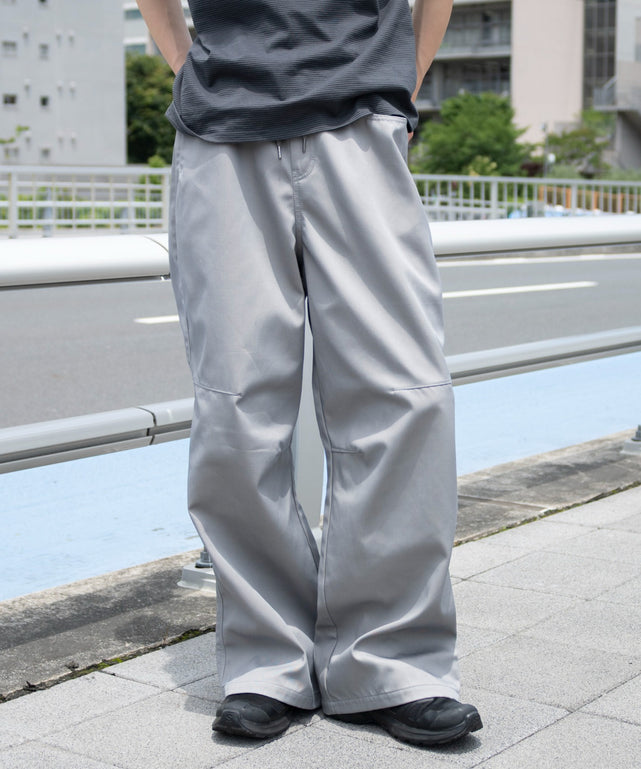 グレー モデル：182cm L着用