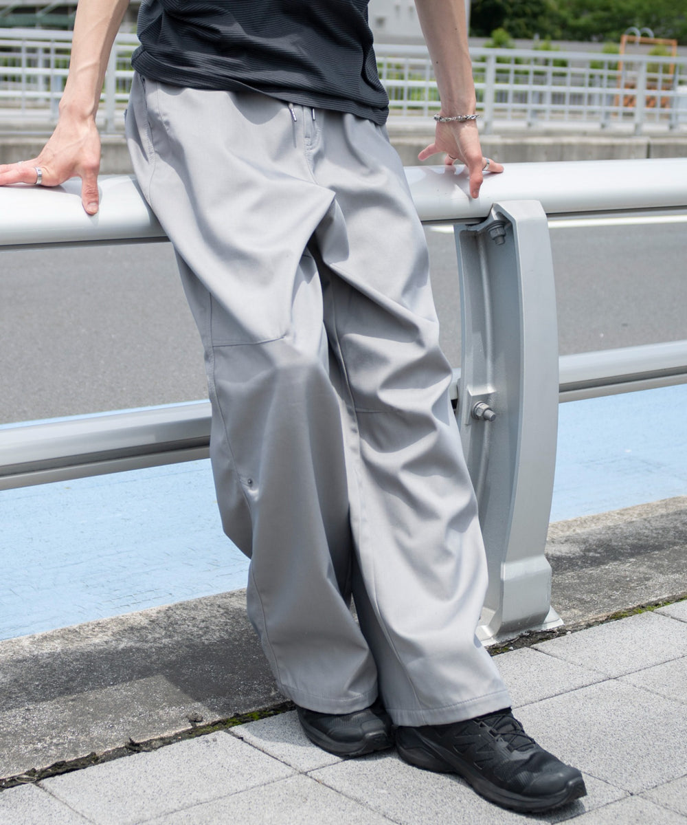 グレー モデル：182cm L着用