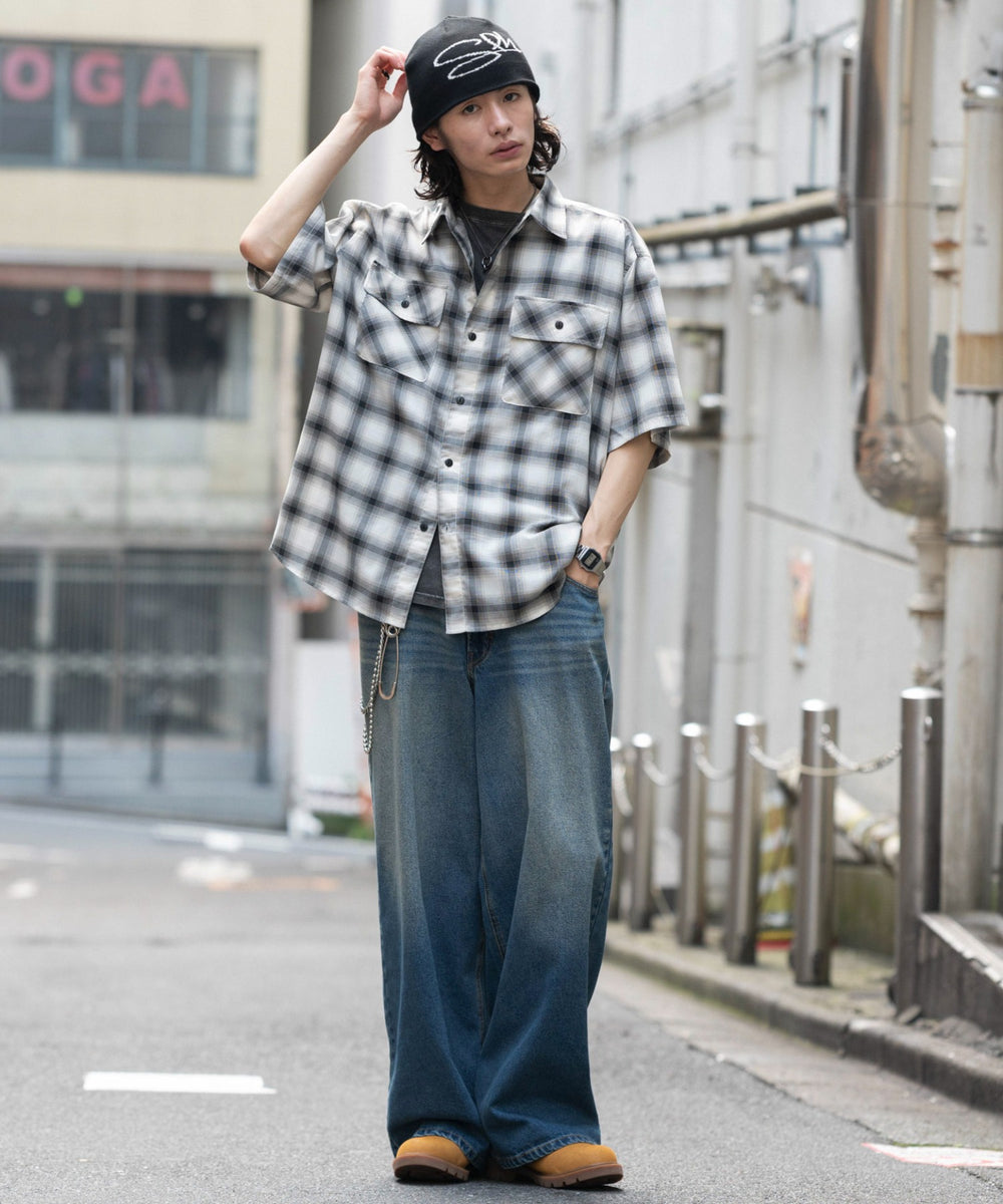柄2 モデル：182cm L着用