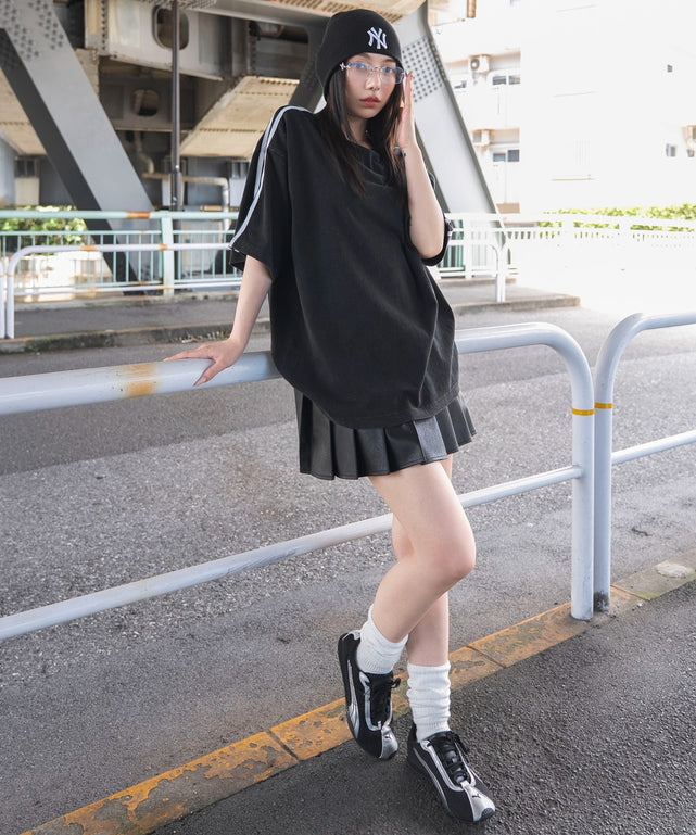ブラック　モデル：159cm L着用