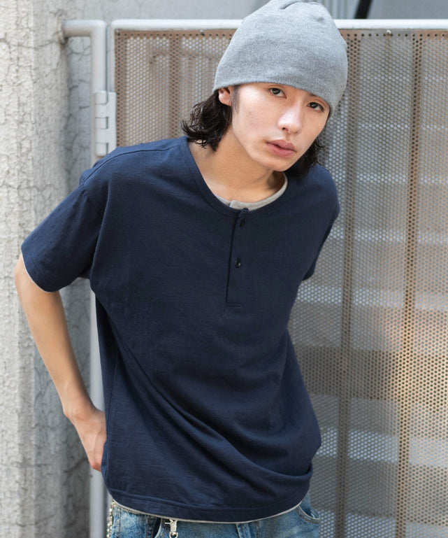 ネイビー モデル：182cm L着用