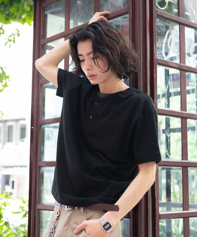 ブラック モデル：182cm L着用