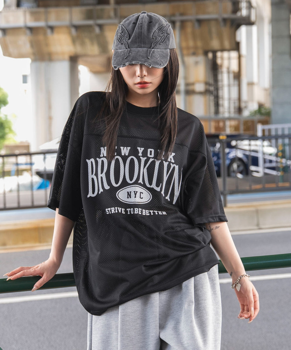 ブラック　モデル：159cm L着用