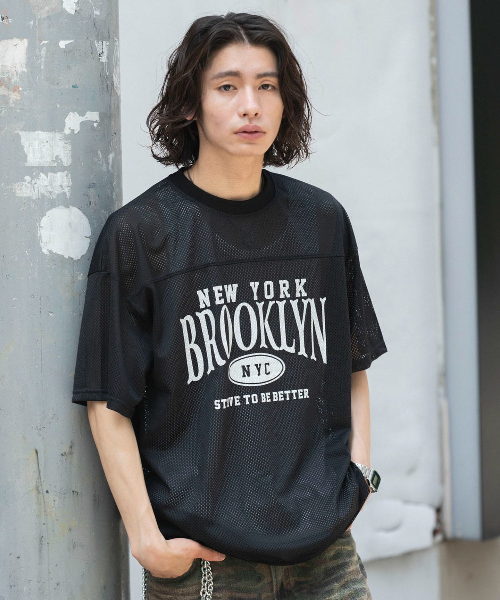 ブラック モデル：182cm L着用