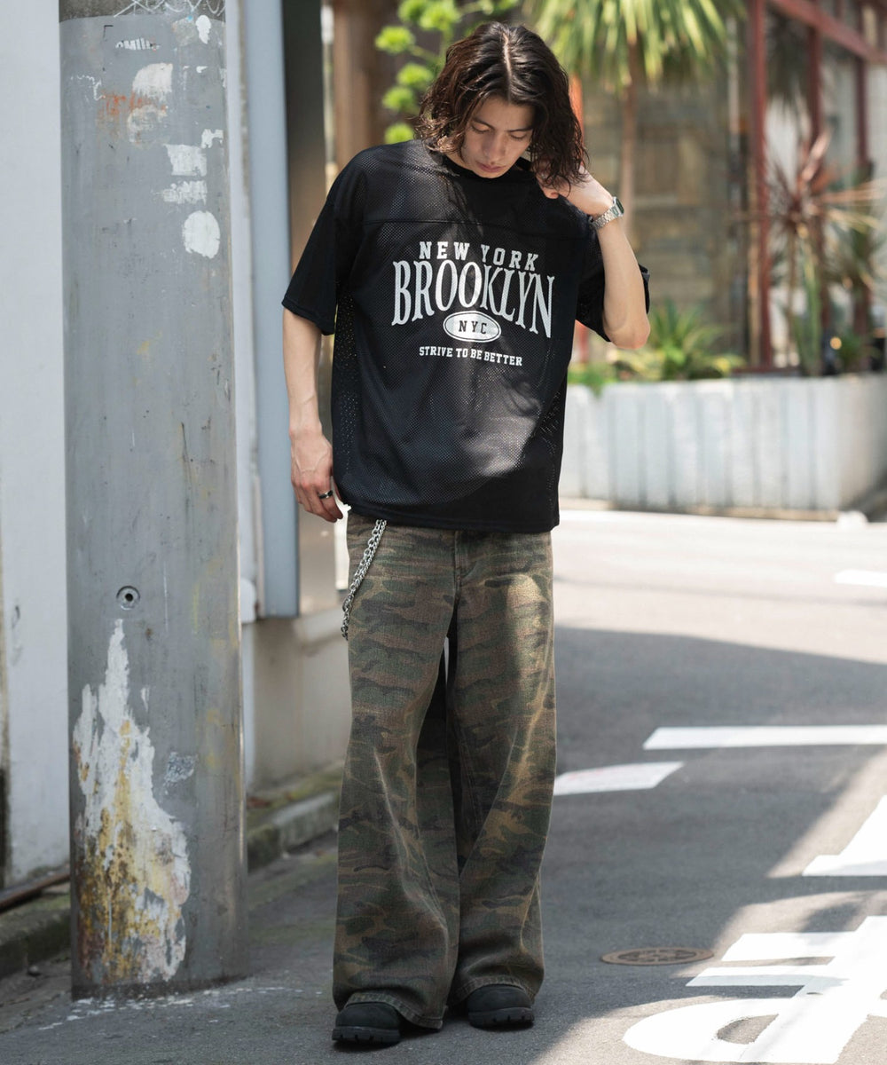 ブラック モデル：182cm L着用