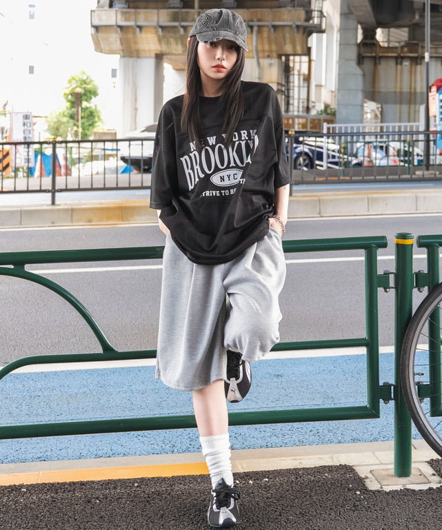 ブラック　モデル：159cm L着用