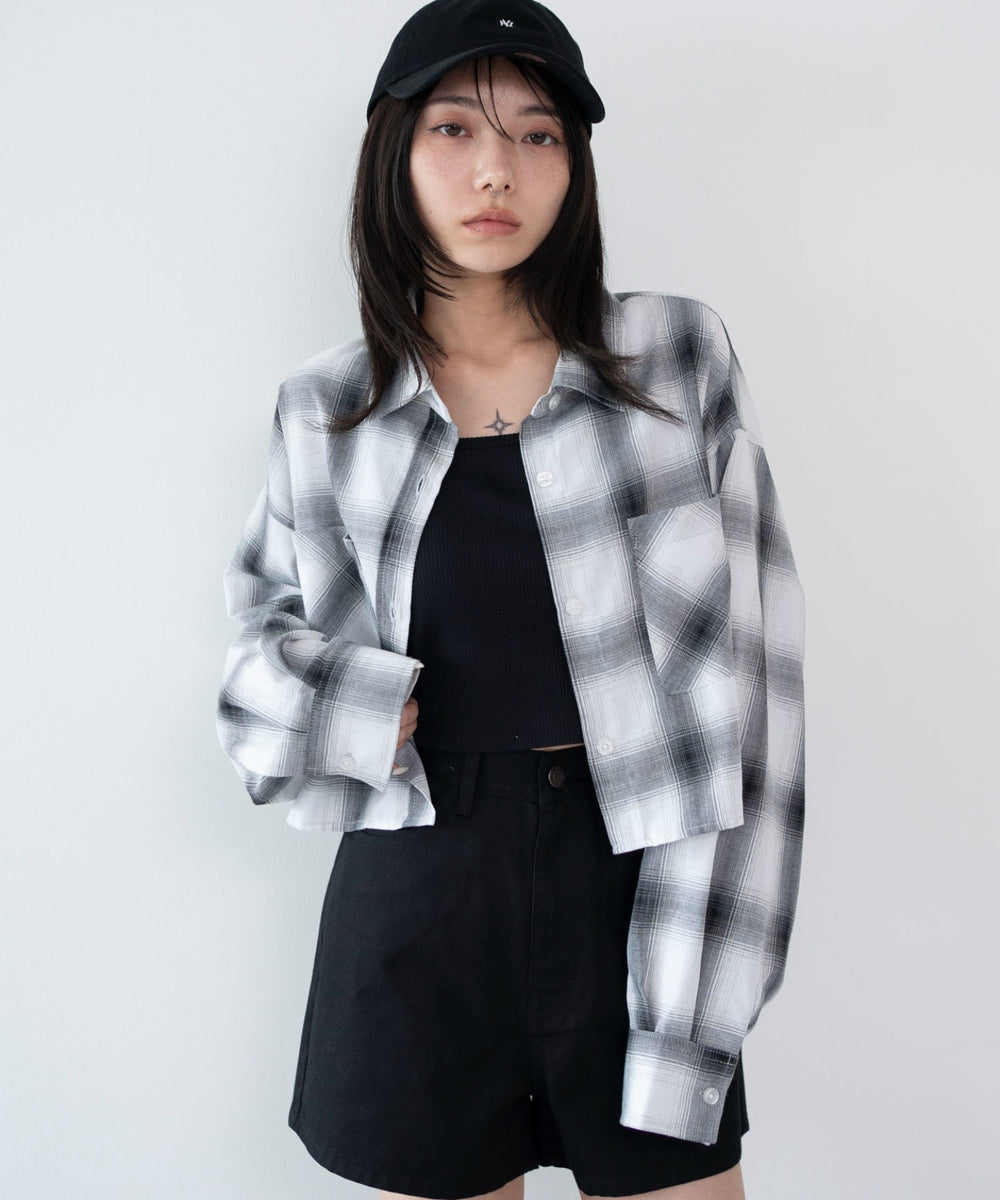 ホワイト　モデル：159cm F着用