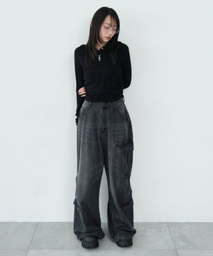 ブラック　モデル：159cm F着用