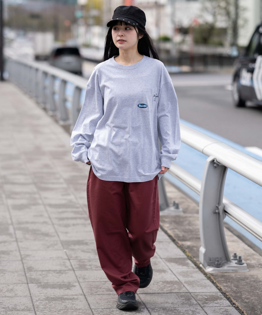 アッシュグレー　モデル：161cm M着用
