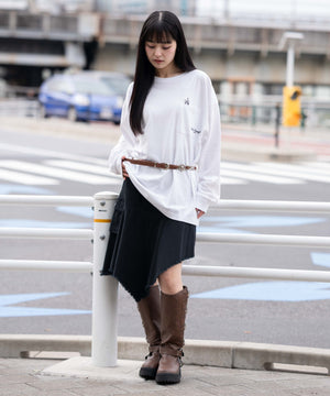ホワイト　モデル：161cm M着用