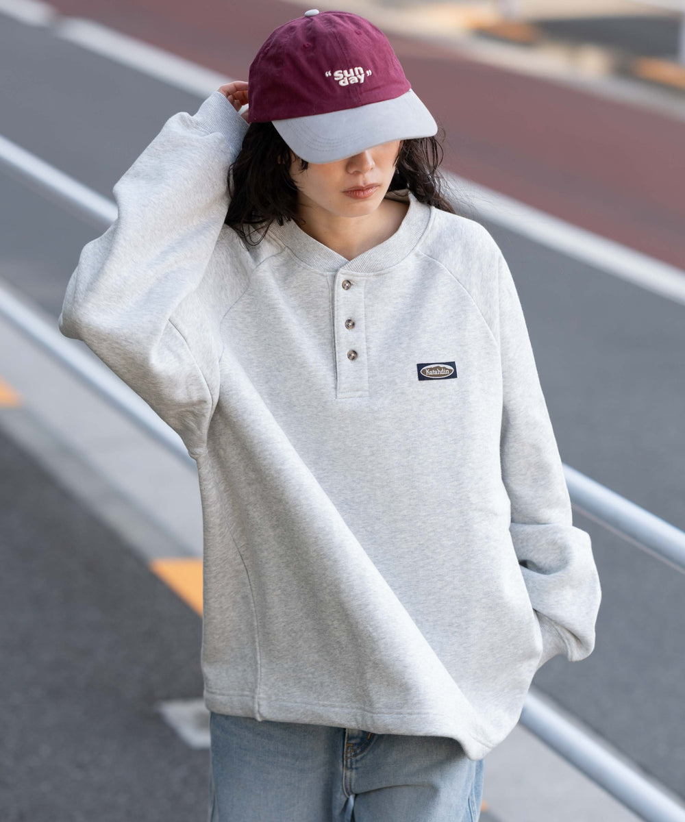アッシュグレー　モデル：161cm M着用　