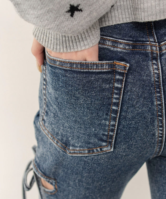 カットアウトリボンストレッチフレアデニムパンツ