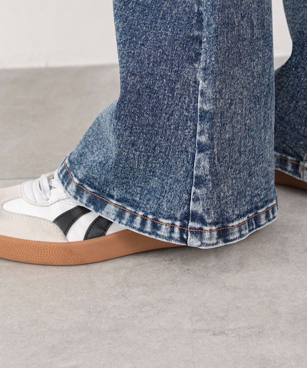 カットアウトリボンストレッチフレアデニムパンツ
