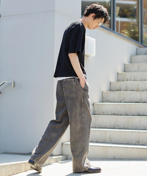 グレー モデル：181cm L着用