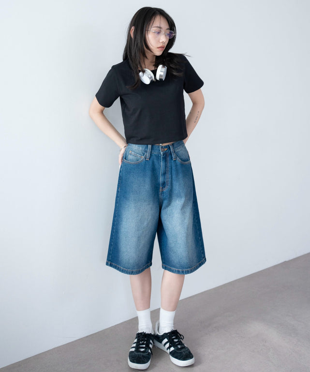 デニム中濃　モデル：159cm M着用