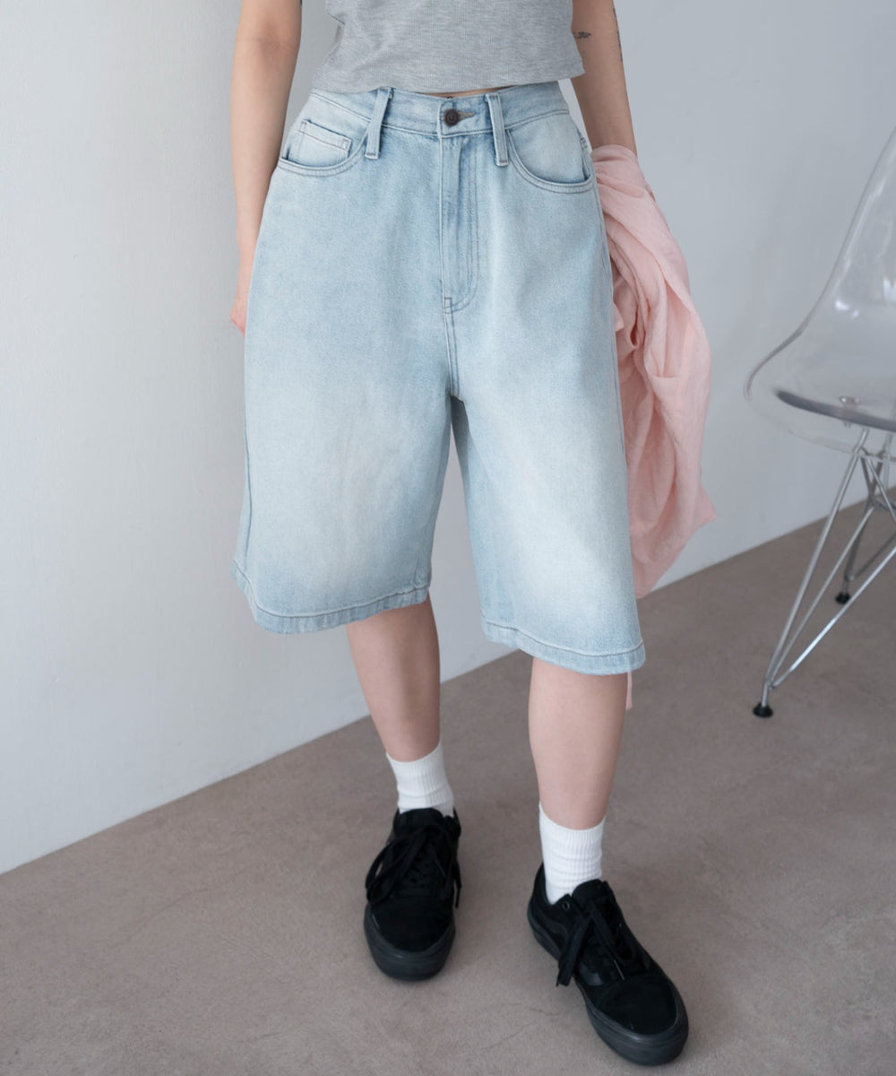 デニム淡　モデル：159cm M着用
