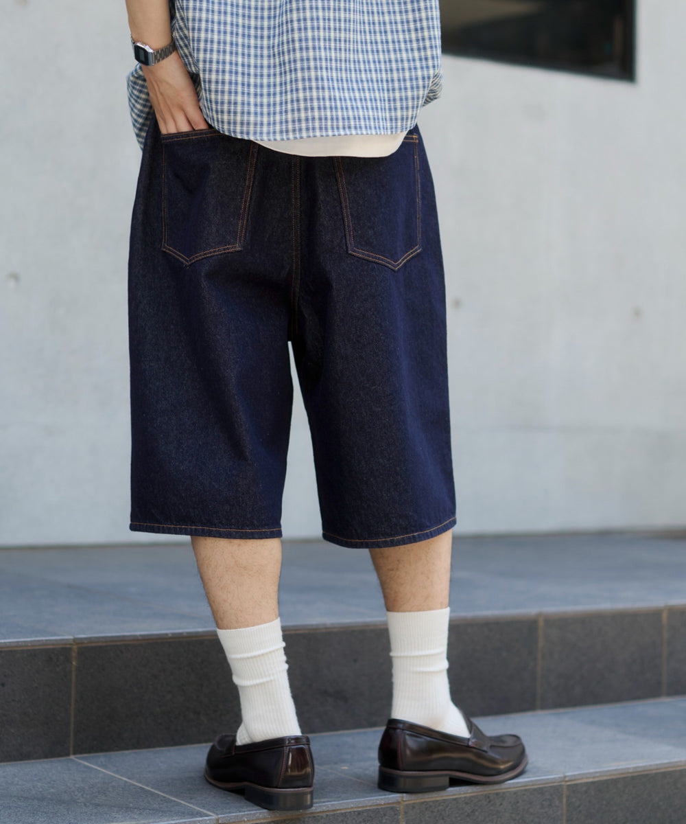 デニムインディゴ モデル：181cm L着用