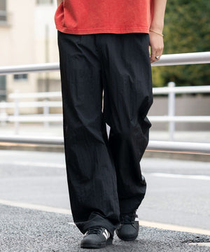 ブラック モデル：180cm L着用