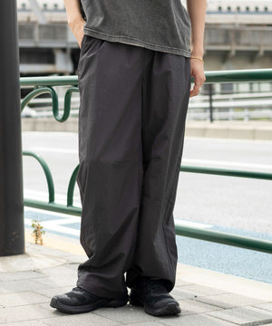 チャコール モデル：180cm L着用