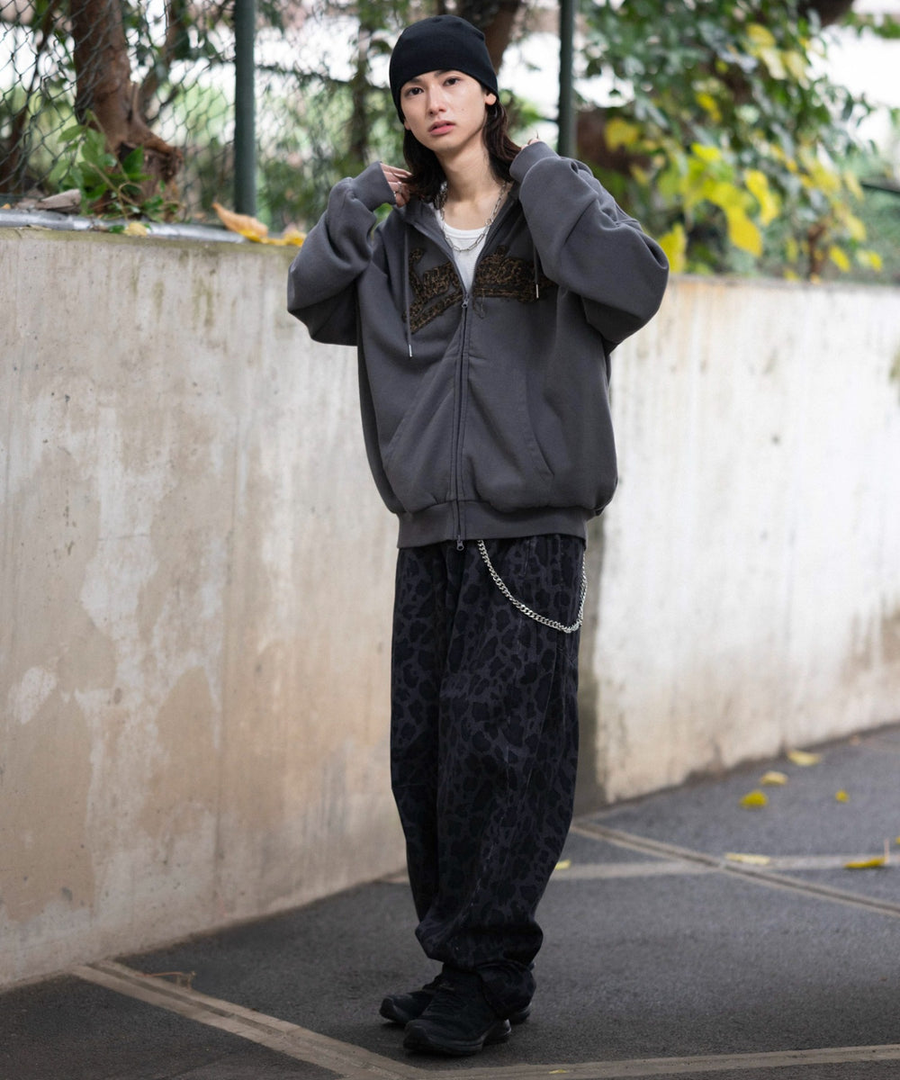 柄2 モデル：175cm L着用