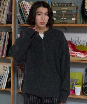 チャコール モデル：182cm L着用