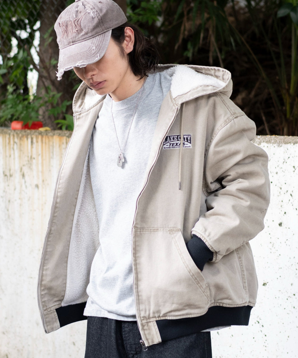 ベージュ モデル：182cm L着用