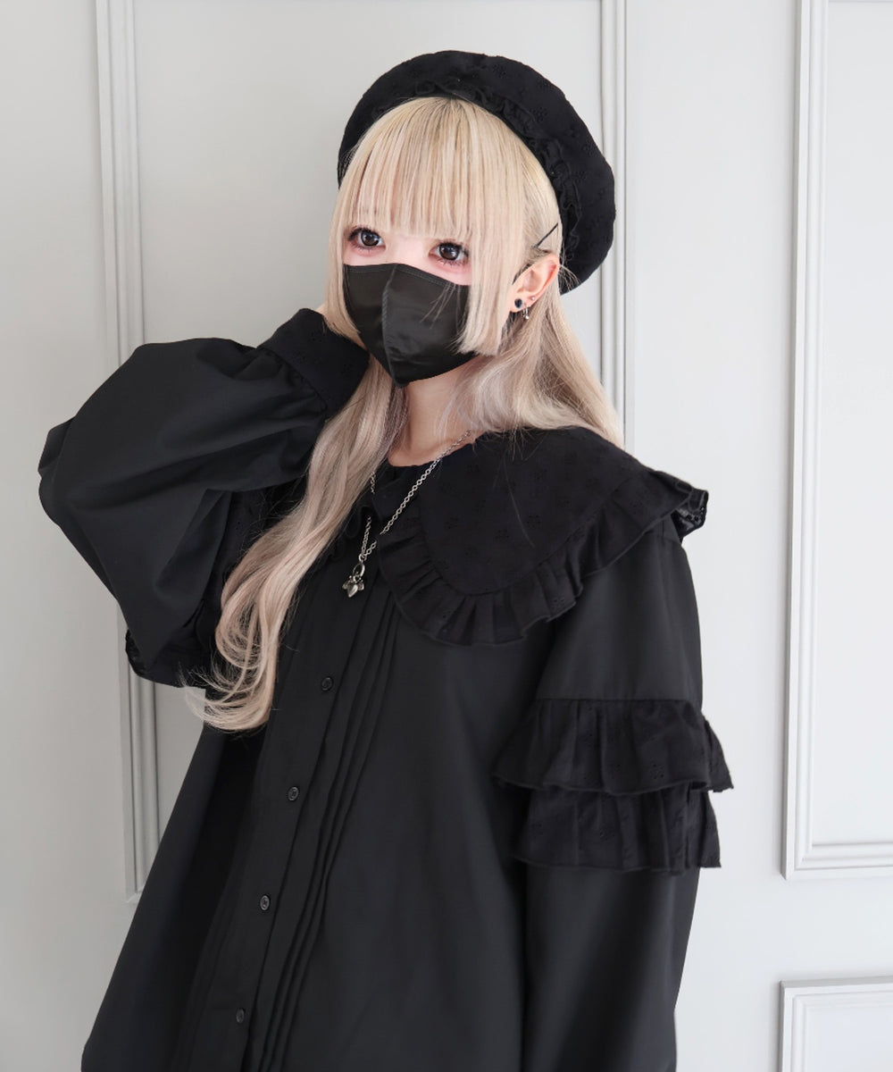 ブラック