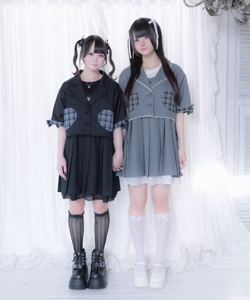 別売りのジャケットと合わせても可愛い♡