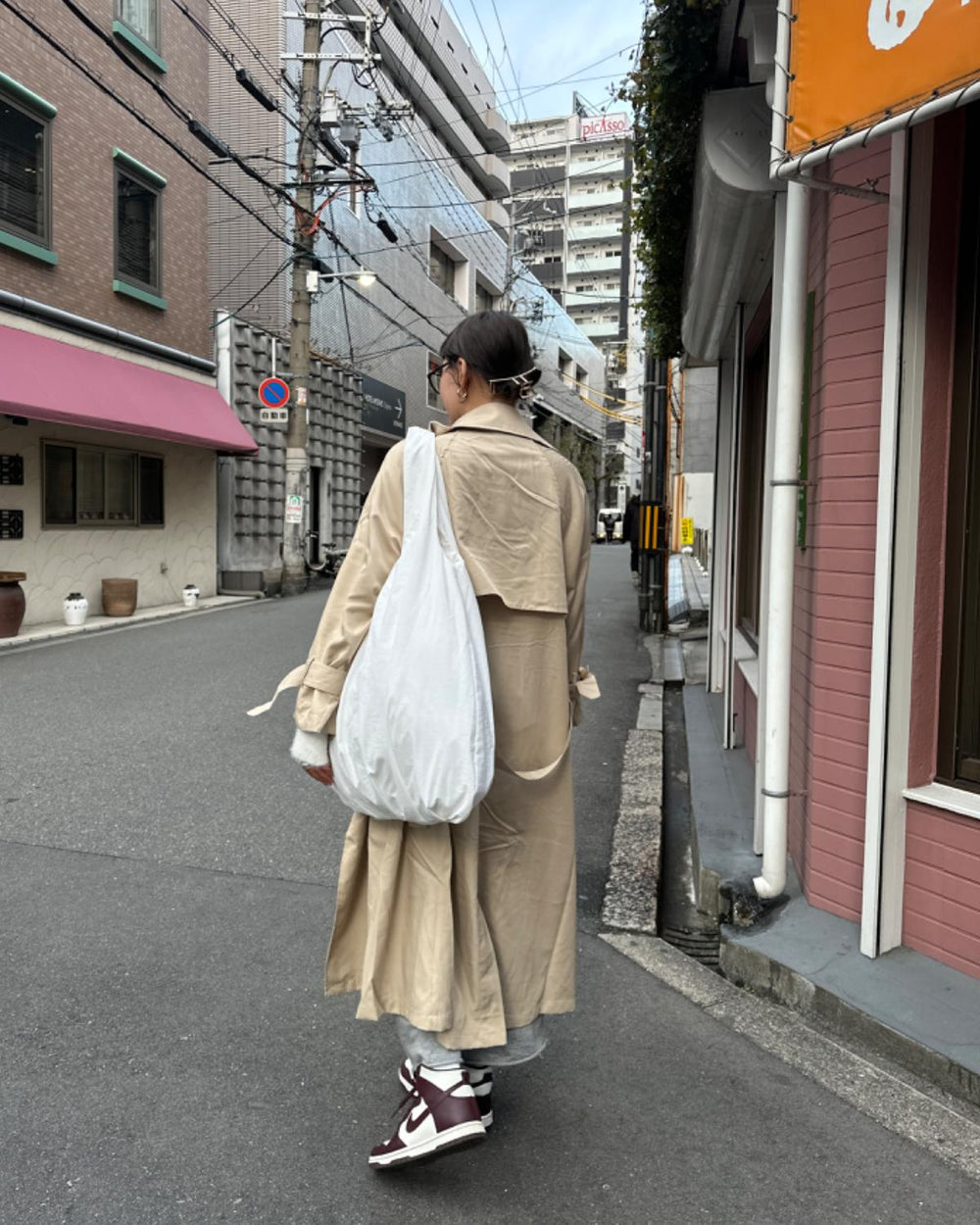 エステルツイルトレンチコート