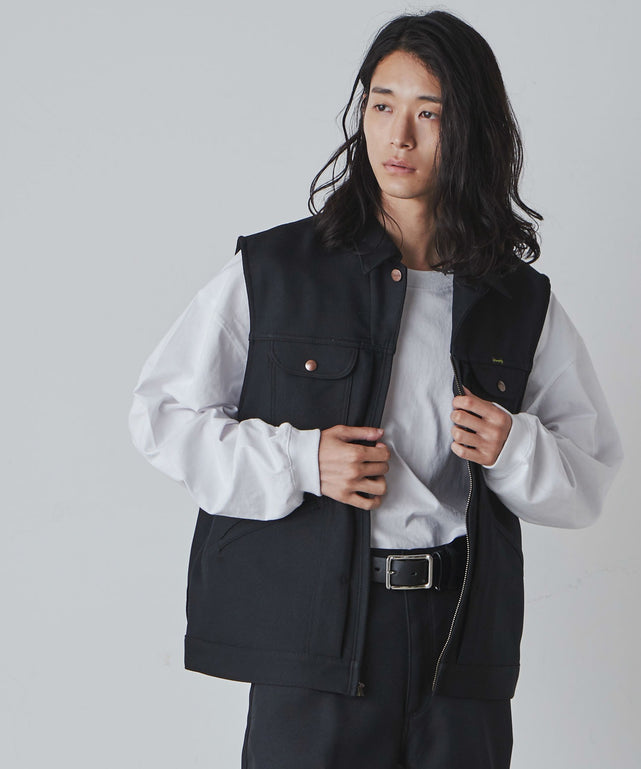 別注Wrangler vest/ブラック モデル：181cm L着用