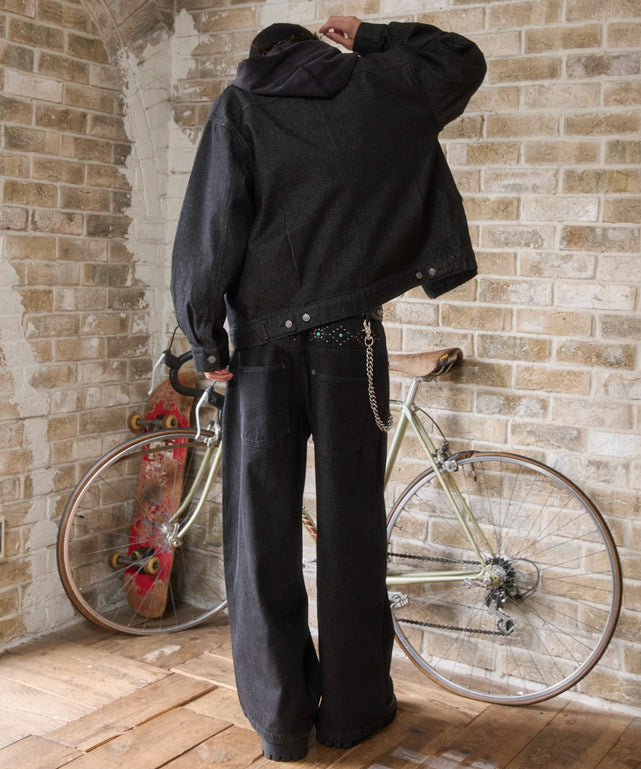 デニムブラック モデル：182cm L着用