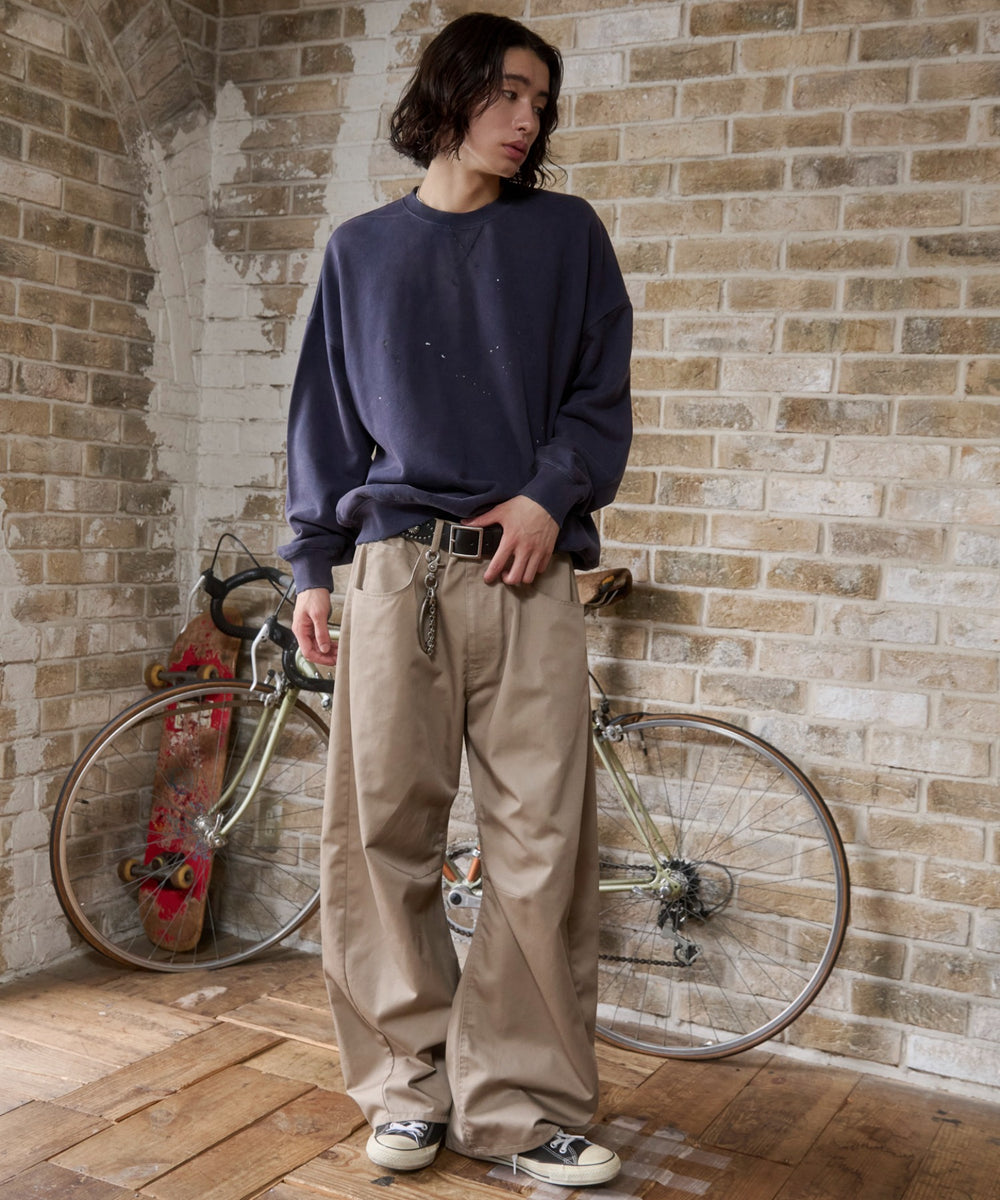 ネイビー モデル：182cm L着用