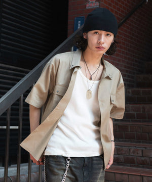 ベージュ モデル：182cm L着用