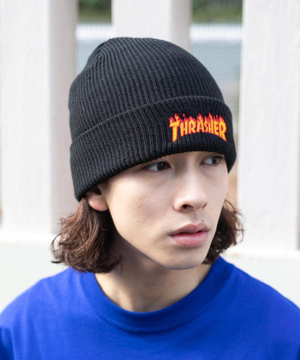 ブラック