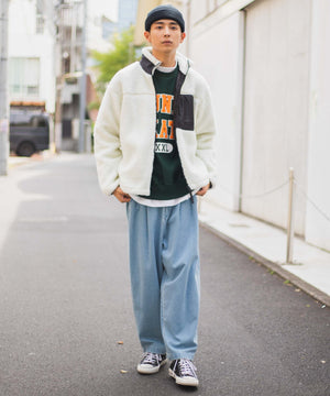 ホワイトその他 モデル 182㎝ L着用